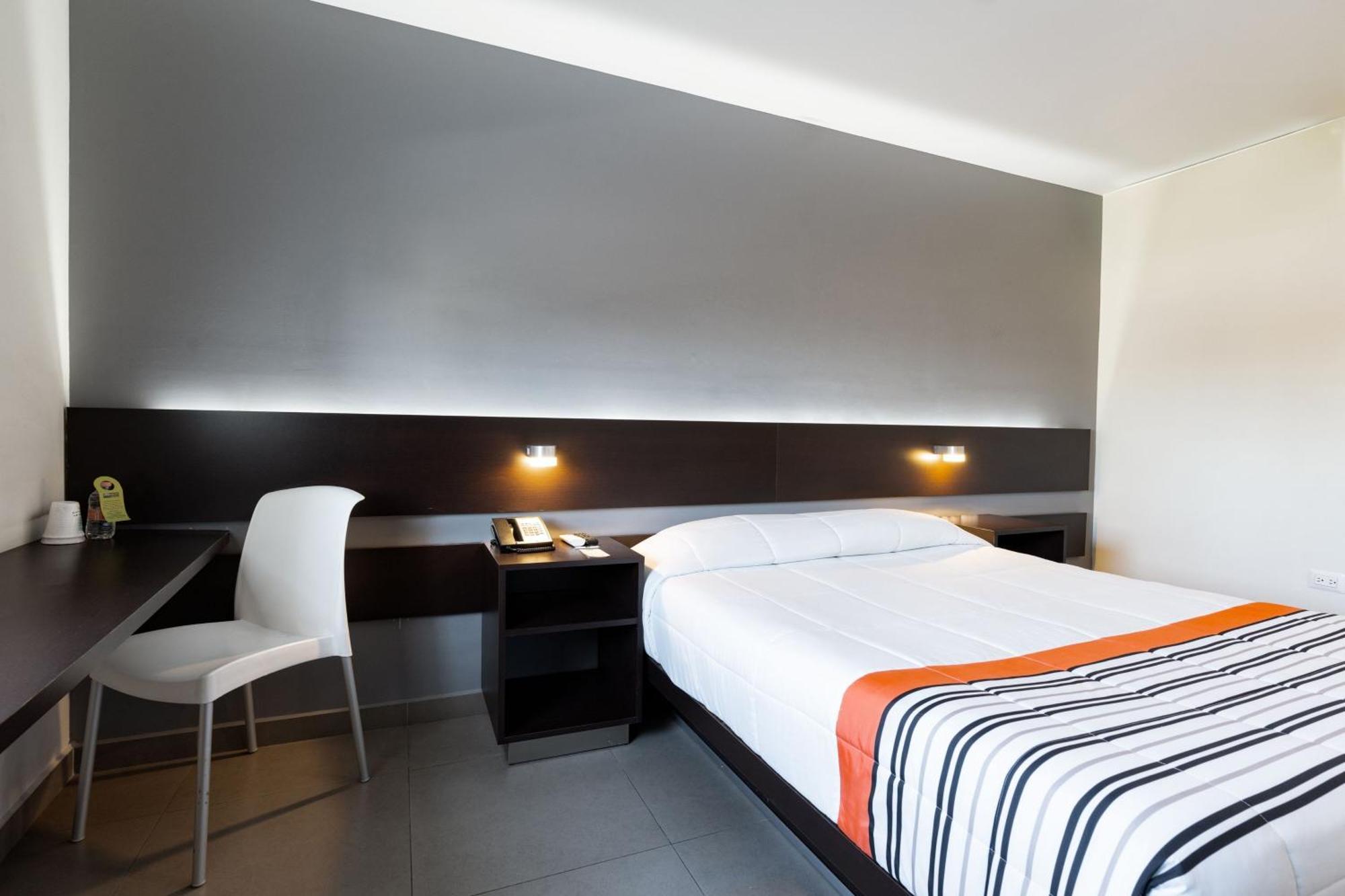 City Express Junior By Marriott Aguascalientes Centro Dış mekan fotoğraf