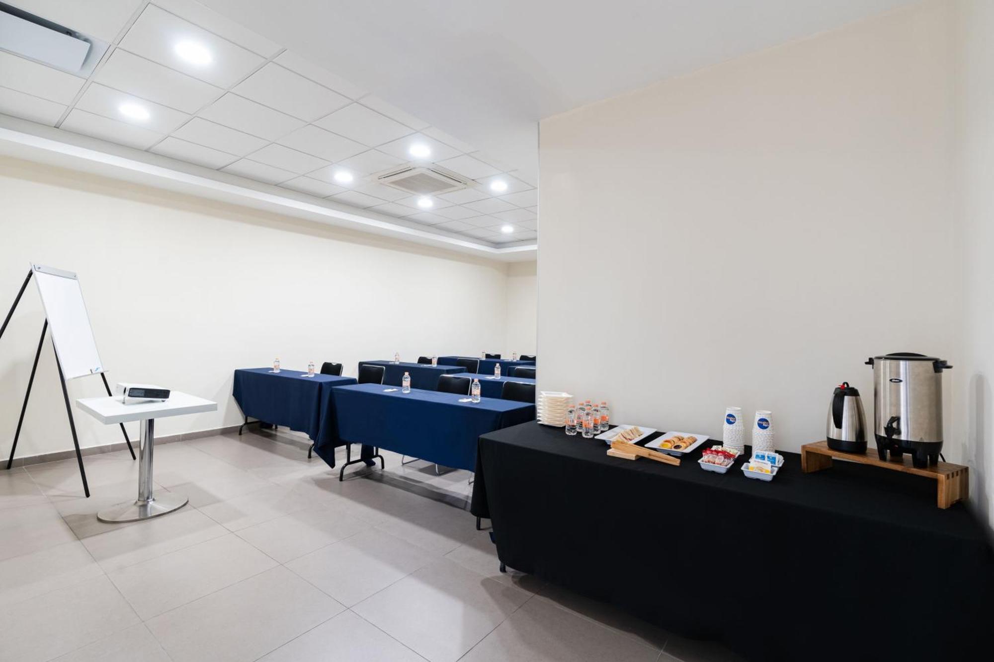 City Express Junior By Marriott Aguascalientes Centro Dış mekan fotoğraf