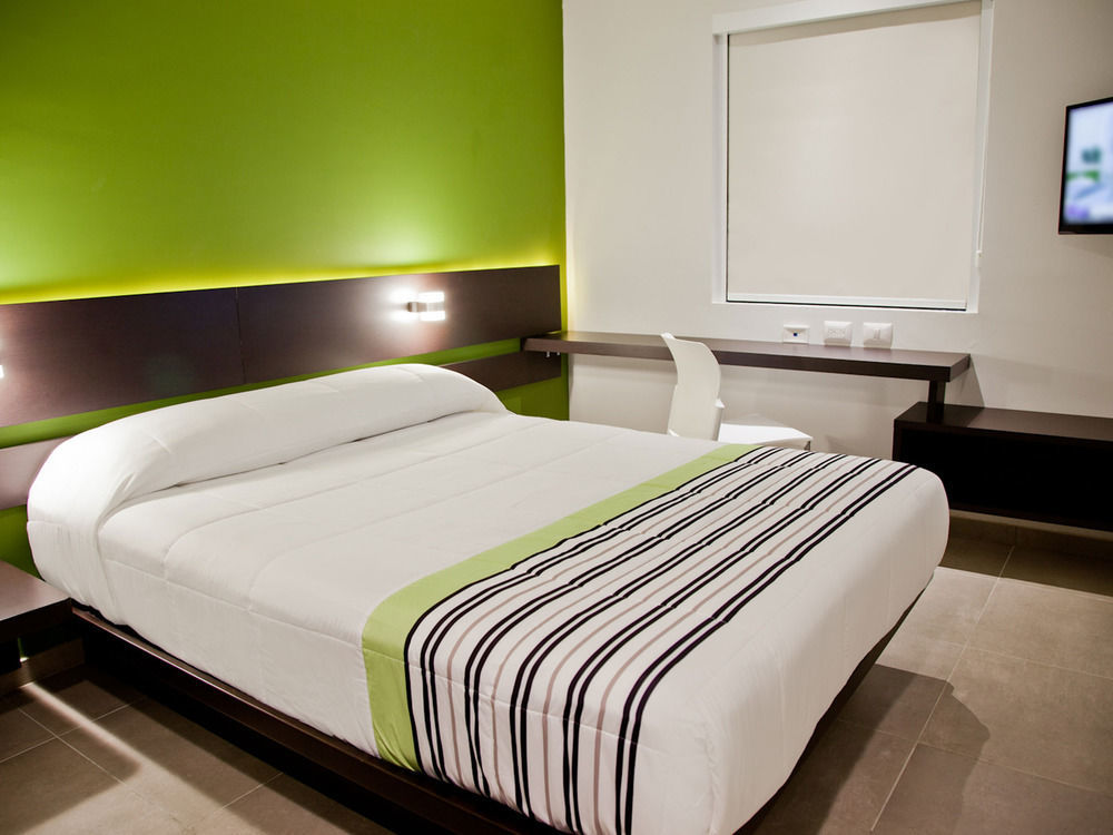 City Express Junior By Marriott Aguascalientes Centro Dış mekan fotoğraf